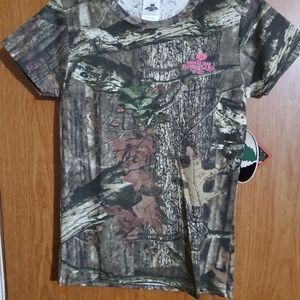 Mossy oak woman's t-shirt